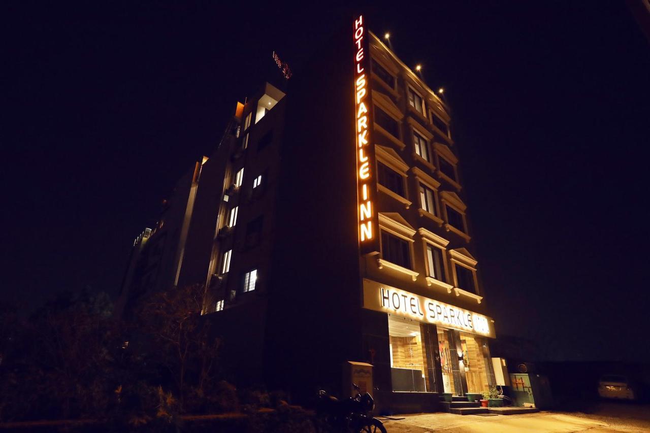 Hotel Sparkle Inn Just 400 Meters From Udaipur Railway Station Екстериор снимка